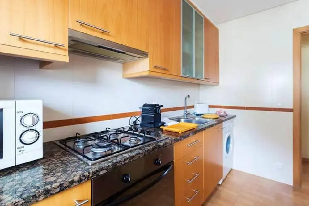 House with One Bedroom in Moledo, with Wonderful Sea View, Balcony And Wifi