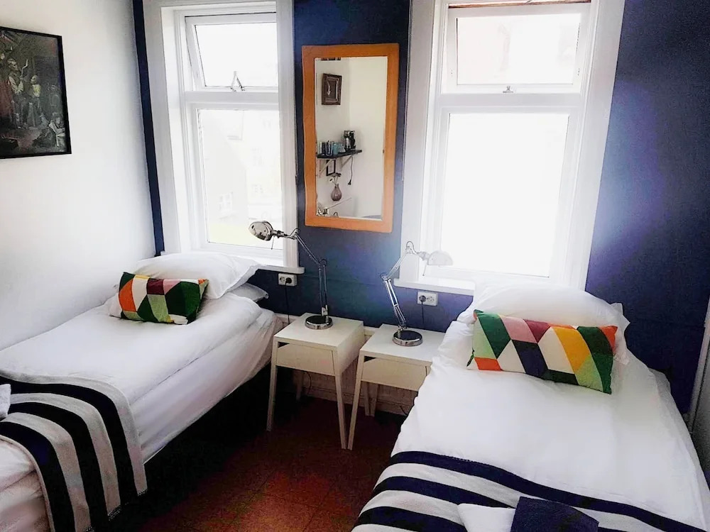 Refurinn Reykjavik Guesthouse