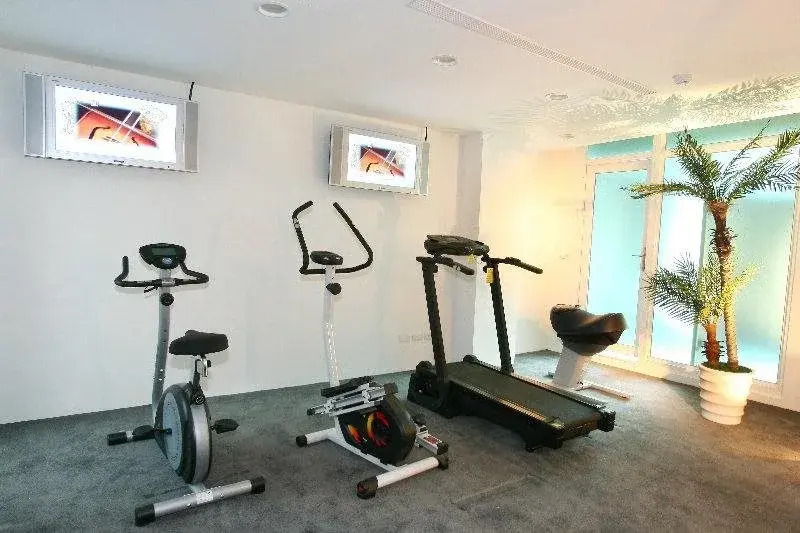 Jiaoxi Hot Spring Hotel