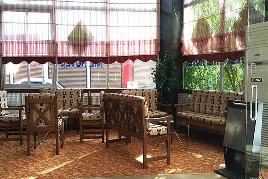Nil Hotel