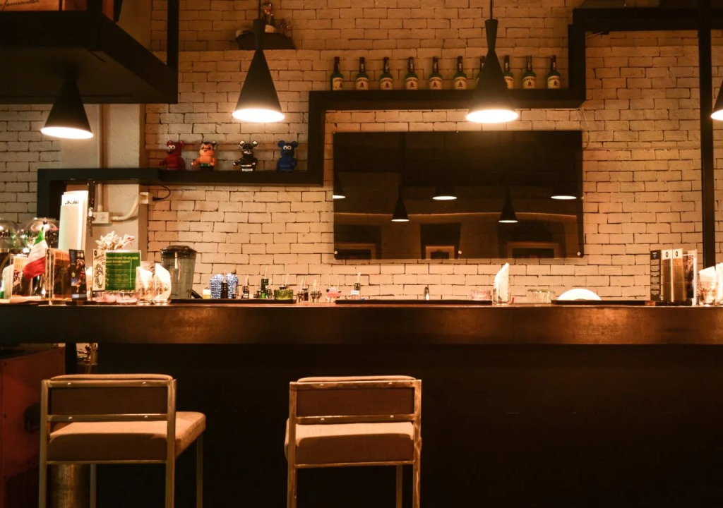 BoB Hostel บ็อบโฮสเทล