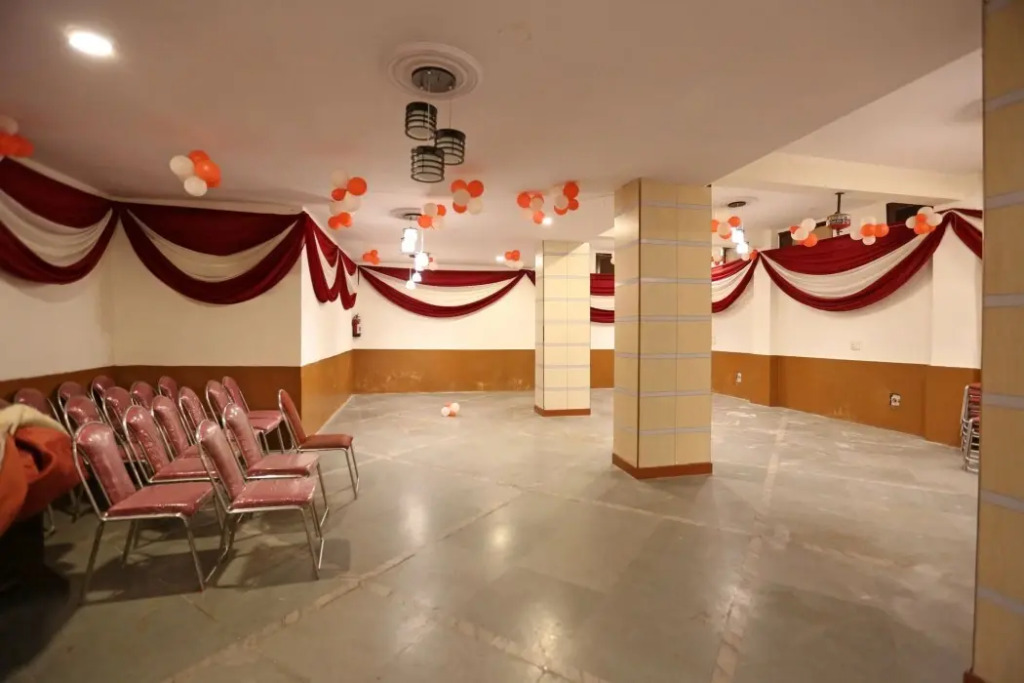 Hotel Sarthi