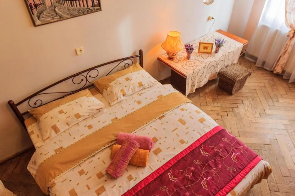 Vintage Apartment 2 rooms with Balcony