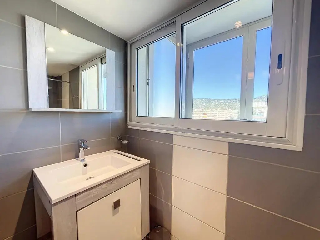 Appartement Cannes, 3 pièces, 4 personnes - FR-1-470-17