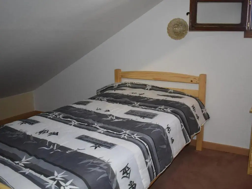 Chalet Font-Romeu-Odeillo-Via, 5 pièces, 6 personnes - FR-1-580-39