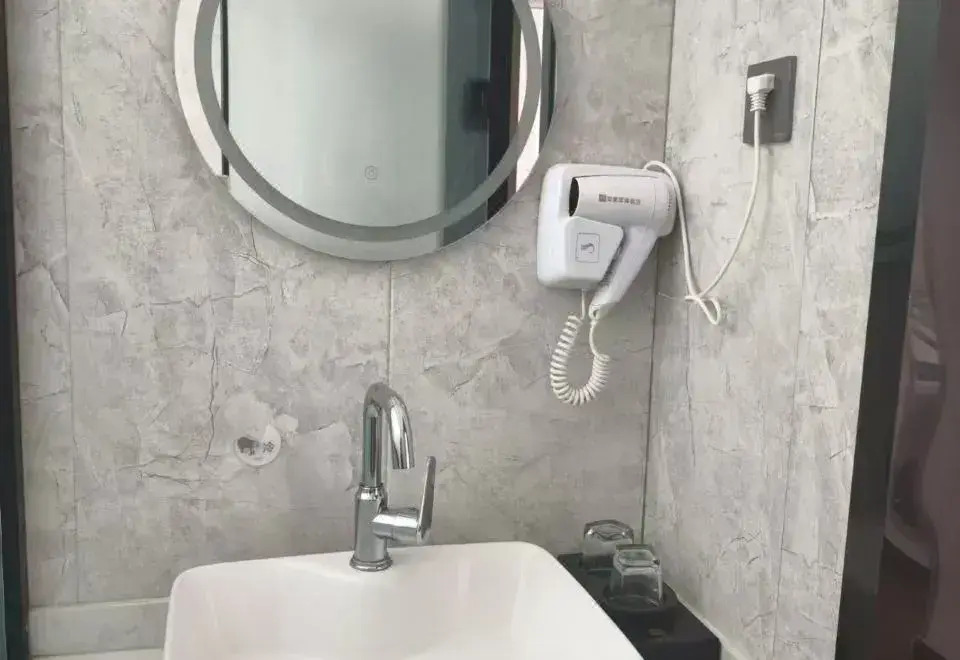 RuJia Huayi Homestay (Xianghe Zhongyi Furniture City)