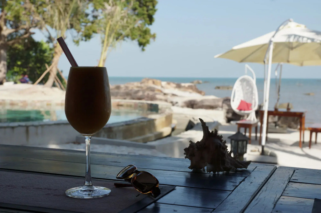 Rocks Beach Boutique