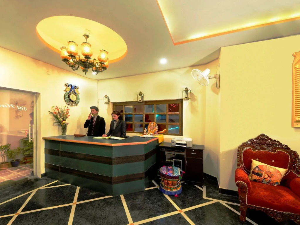 Taj Haveli Hotel Agra - Walkable Distance From Taj Mahal