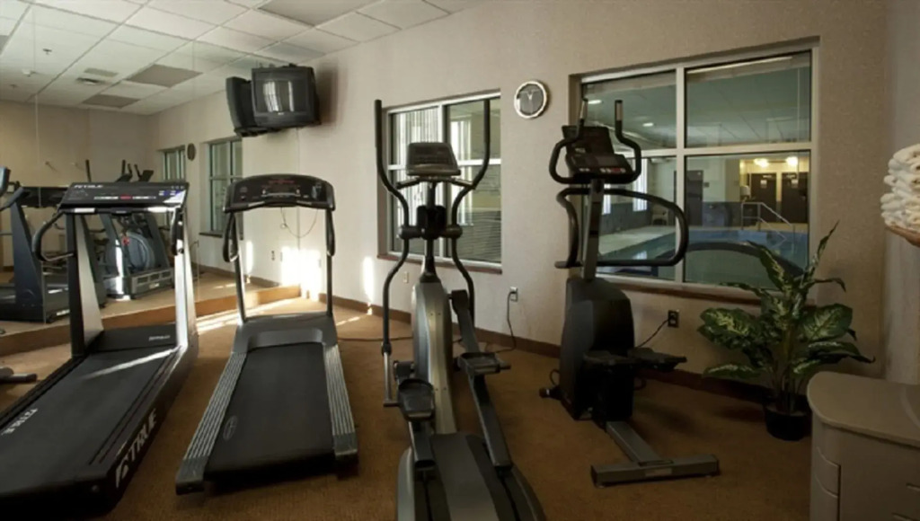 Humphry Inn and Suites