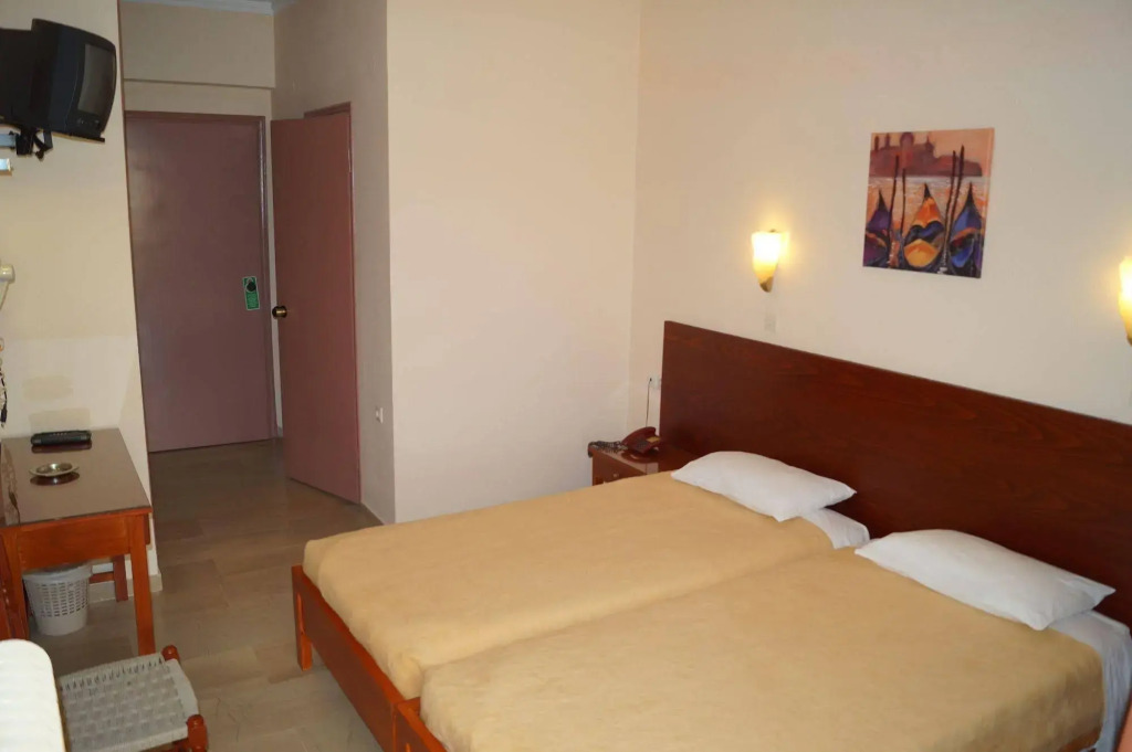 Brati - Arcoudi Hotel