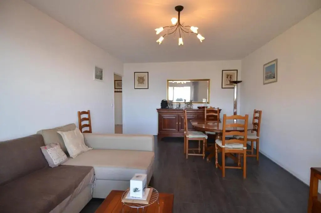 Appartement 5 personnes avec piscine sur la Corniche Fleurie à Nice