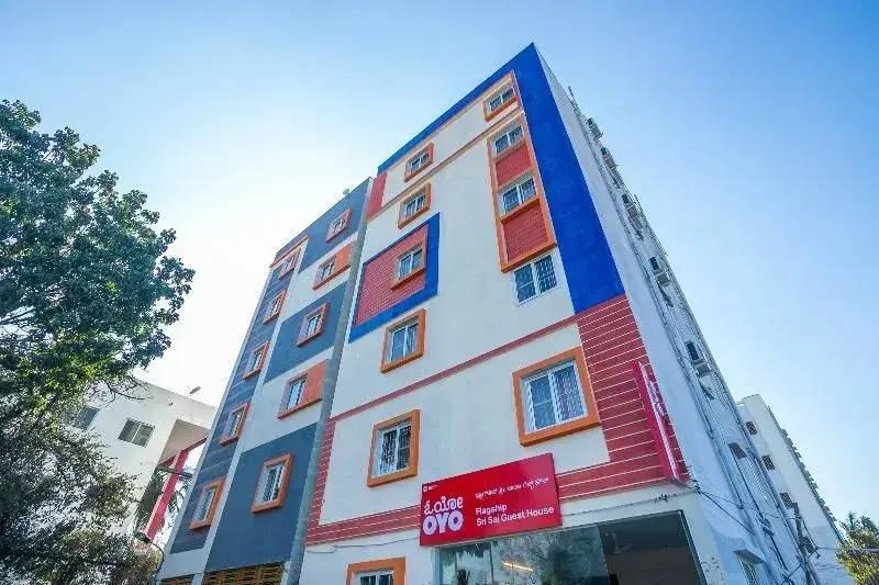 Sri Sai Guest House By OYO Rooms