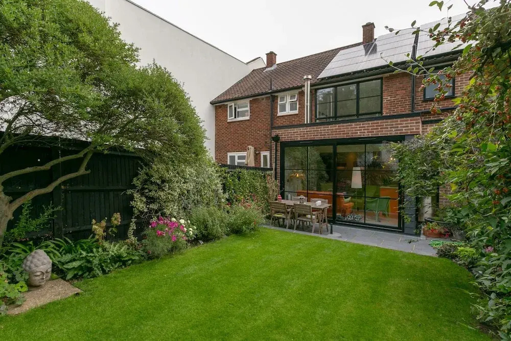 Homely 2 Bedroom House in South East London