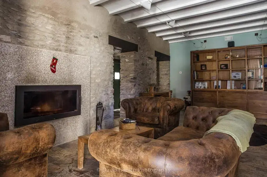 1848 Hosteria Toloriu