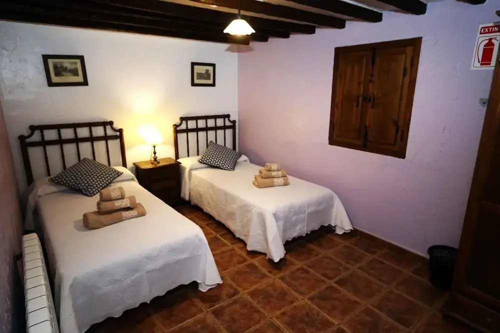 House With 6 Bedrooms in Villanueva del Trabuco, With Wonderful Mounta