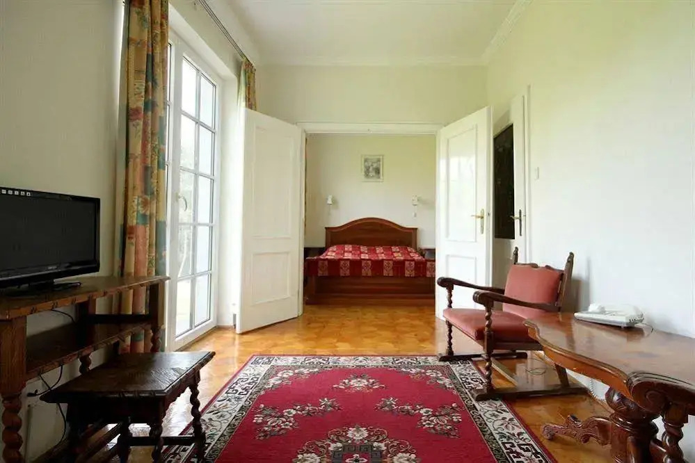 Villa Korda Hotel