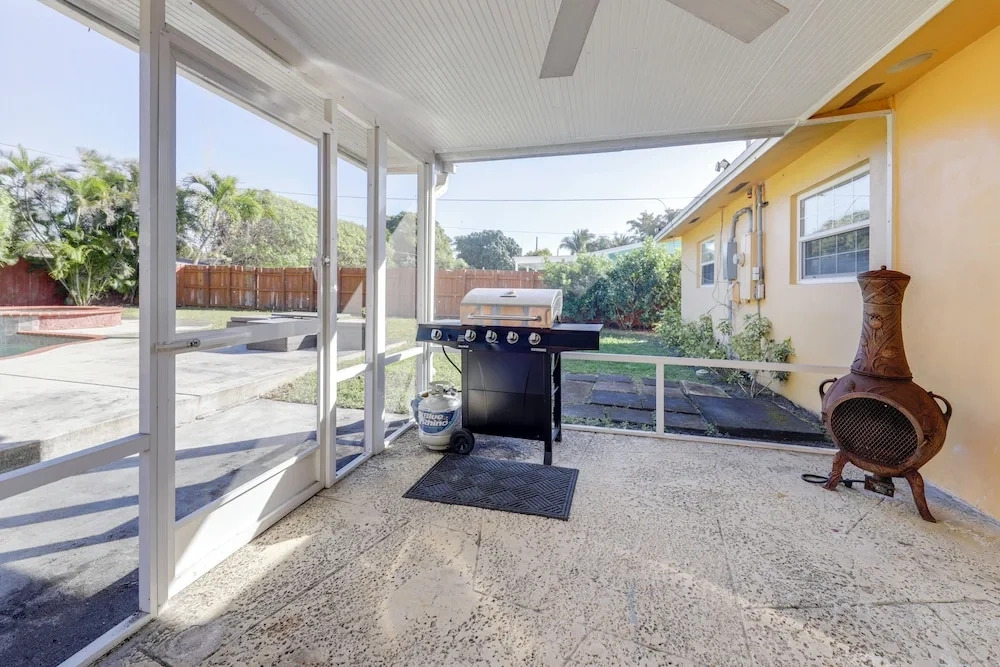 Grill & Games! Family Home, 3 Mi to Pompano Beach