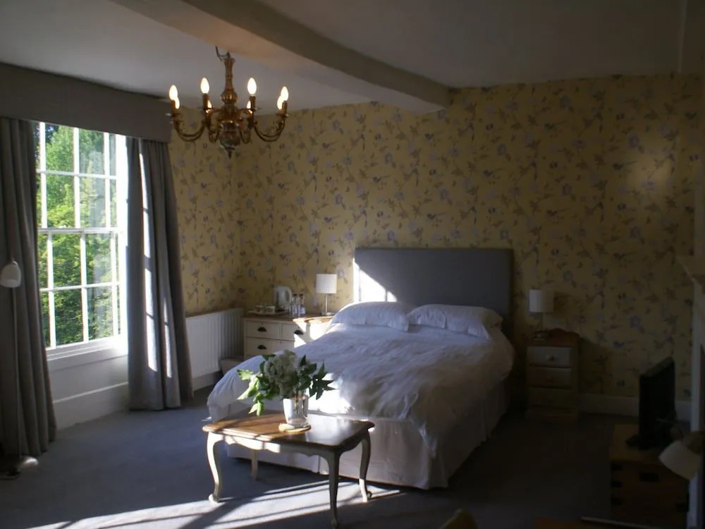 Trelough House B&B
