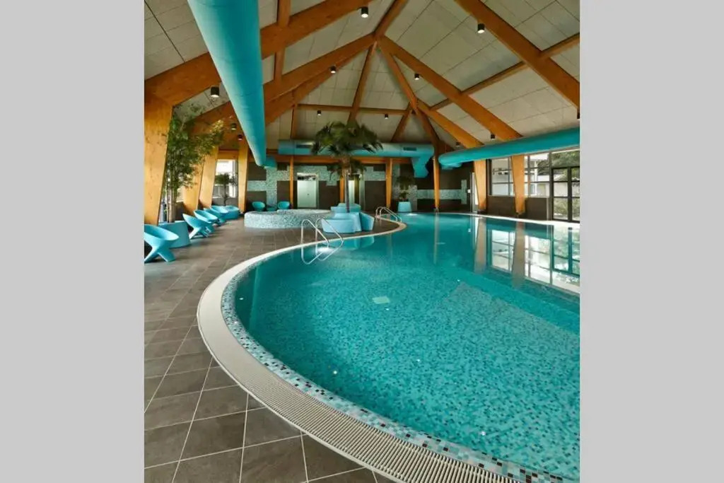 Cube Exclusiv - lakehouse with lakeview