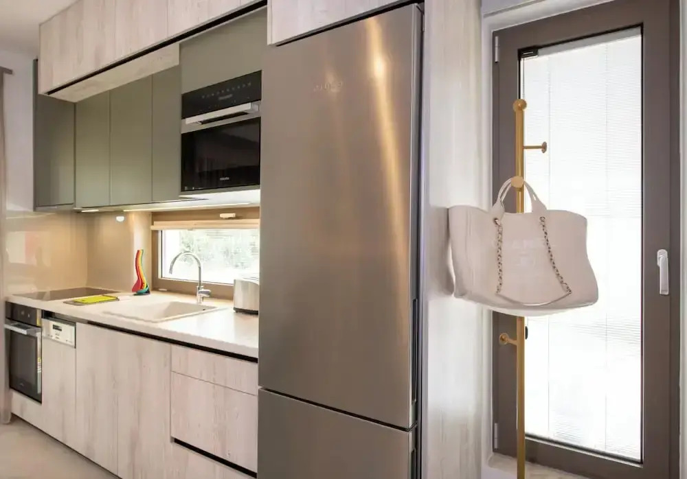 Flos Apartments