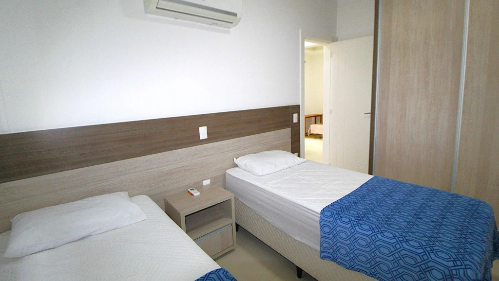 1041 - Apartamento na Praia de Bombinhas para locação - Residencial Egídio Pinheiro 304 B