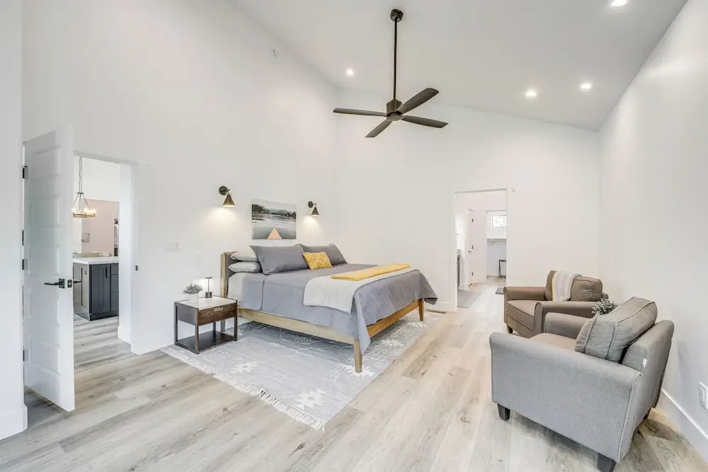 Luxe Pine Home w/ Tonto National Forest Access!