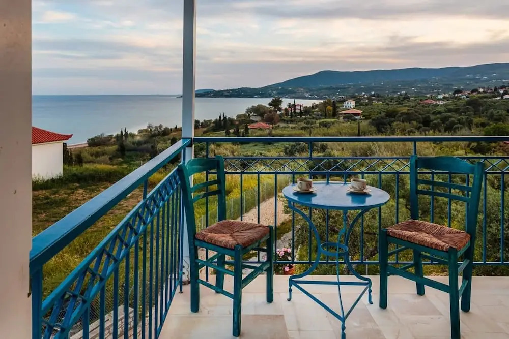Koroni Seaview Retreats - Summer Escape Lodgings