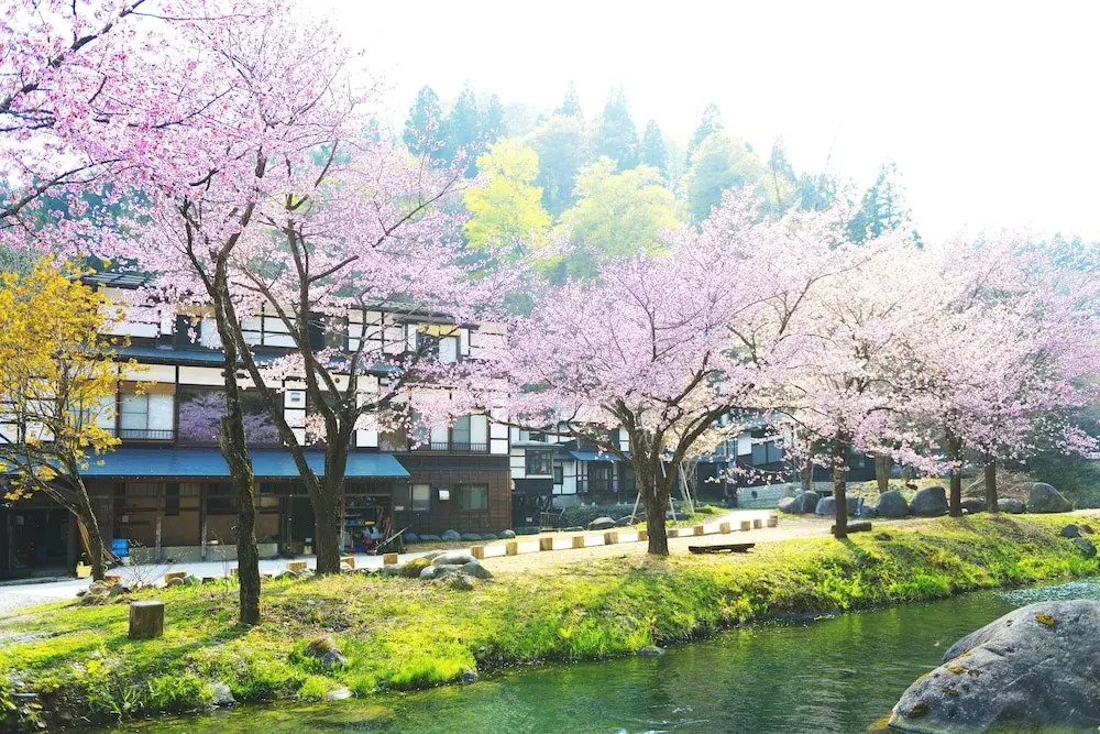 Kaikake Onsen Ryokan