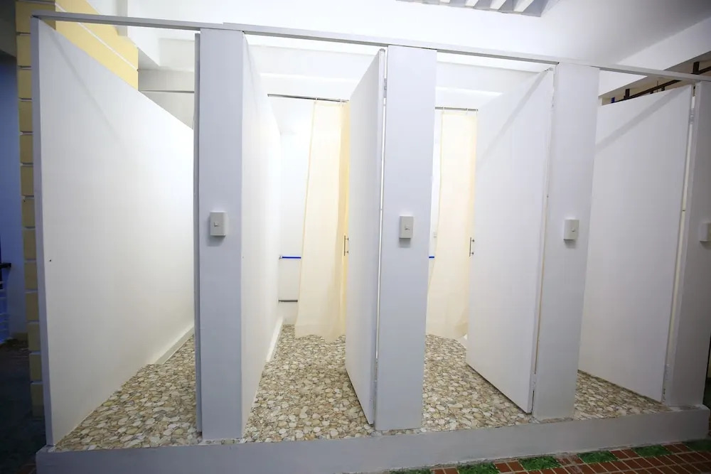 OYO 385 Gia Huy Hotel