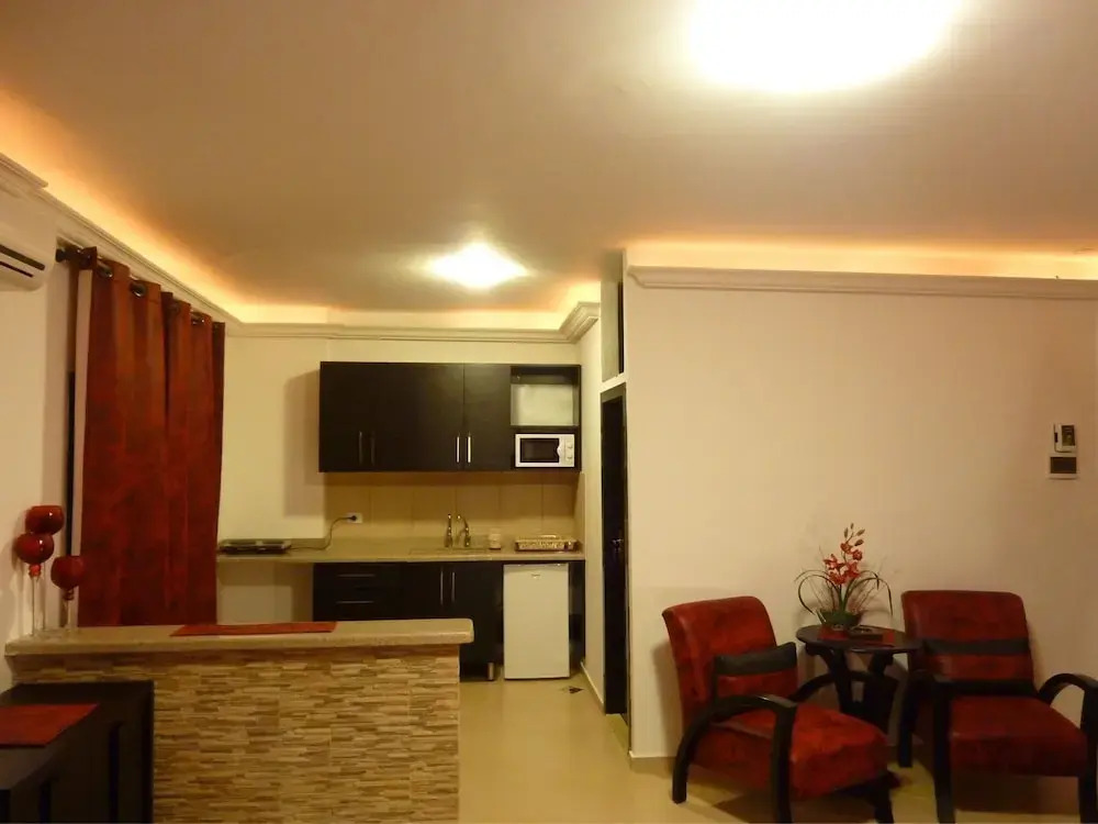 Kingdom Suite Hotel