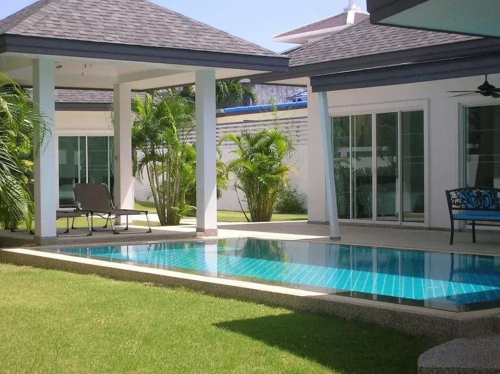 CasaBlue Pool Villa