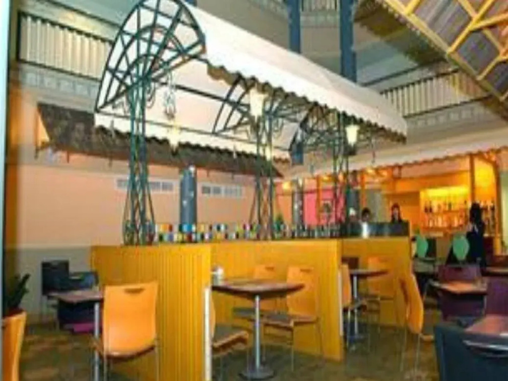 Megah Daru Hotel