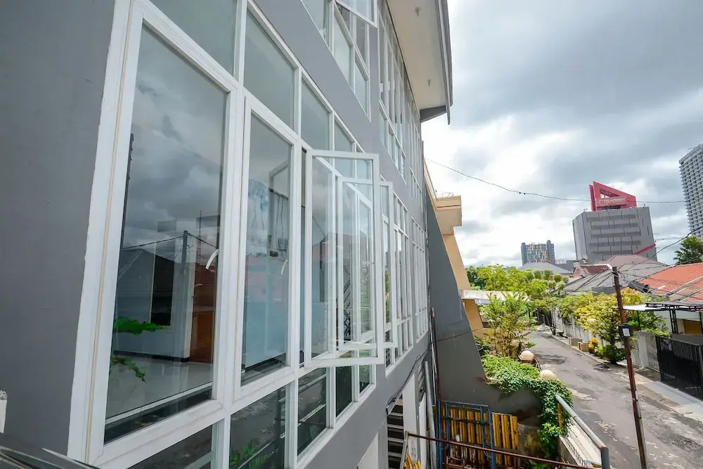 Airy Eco Syariah Sukomanunggal Darmo Permai Timur Dua 72 Surabaya