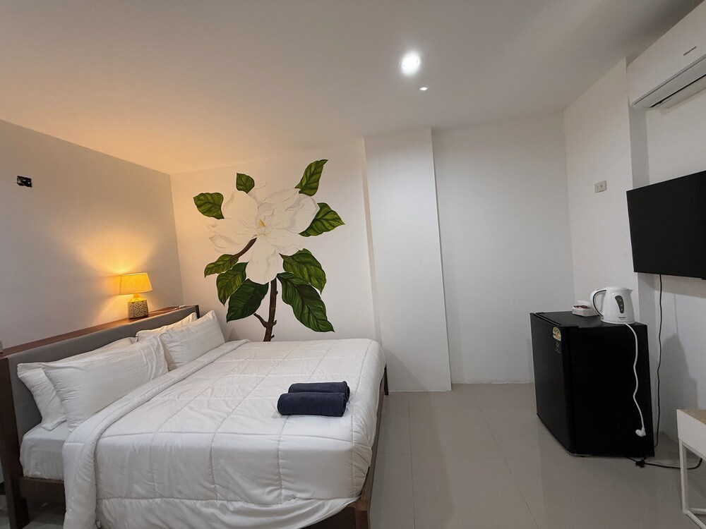 Five Loaves Beds Patong