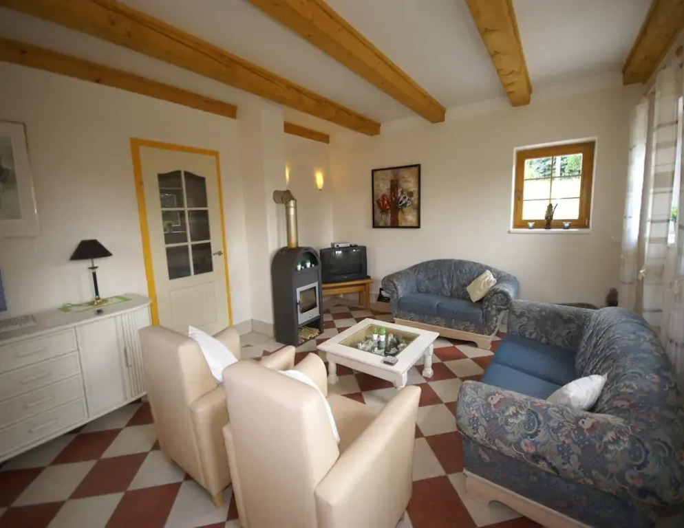 Holiday Home in Roztoky U Jilemnice With Garden