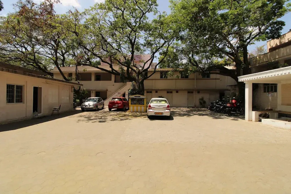 Sibi Lodge