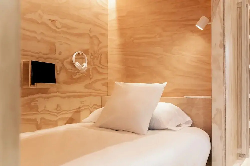 Colo Colo Hostel Valencia - Single Private Beds