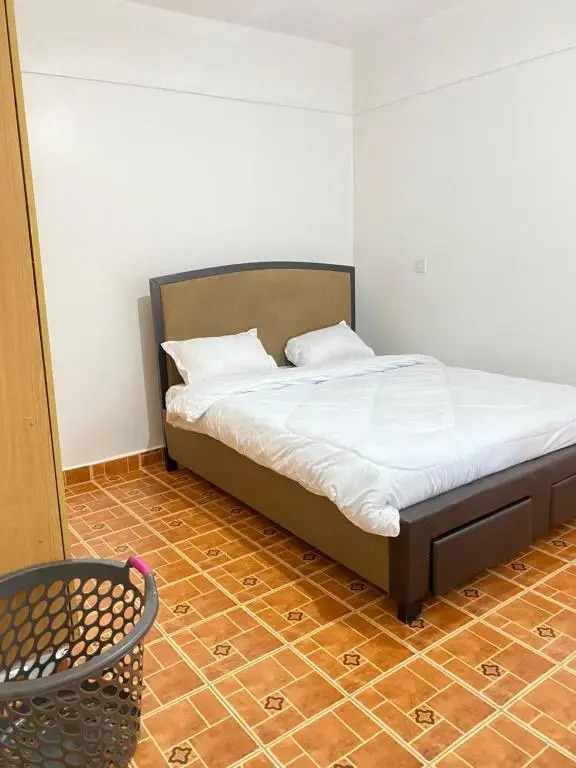Modern 2-Bedroom Apartment in Kasarani, Nairobi with Wi-Fi, Netflix and a Free Parking spot.
