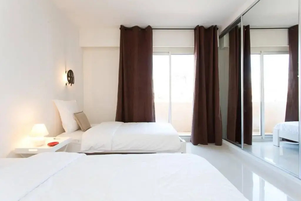 Sea View 3 Beds Next To Palais