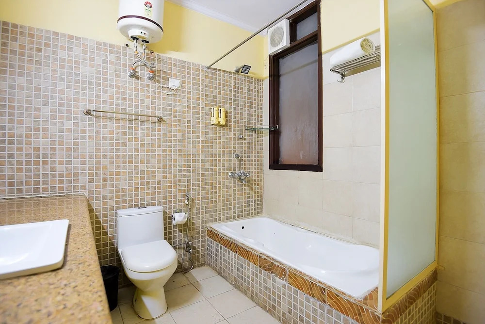 BedChambers Serviced Apartments, Sushant Lok