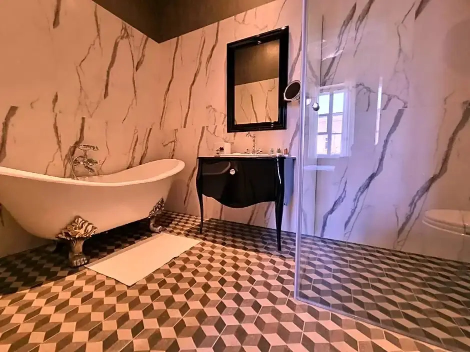 Incanto Old Town Boutique previous Tiffi Old Town Hotel