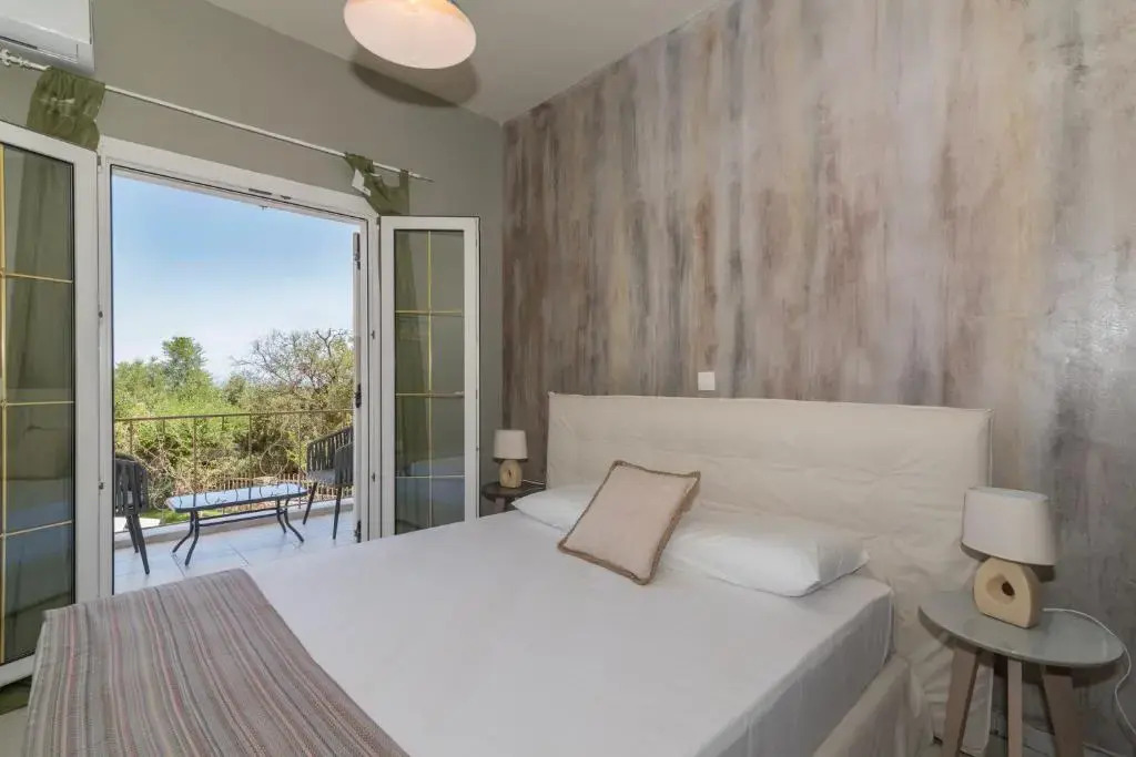 Astarte Villas - Asante 5 Bedroom Villa with Private Pool