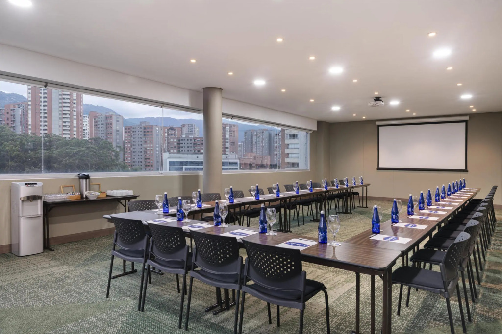 Hampton by Hilton Medellin