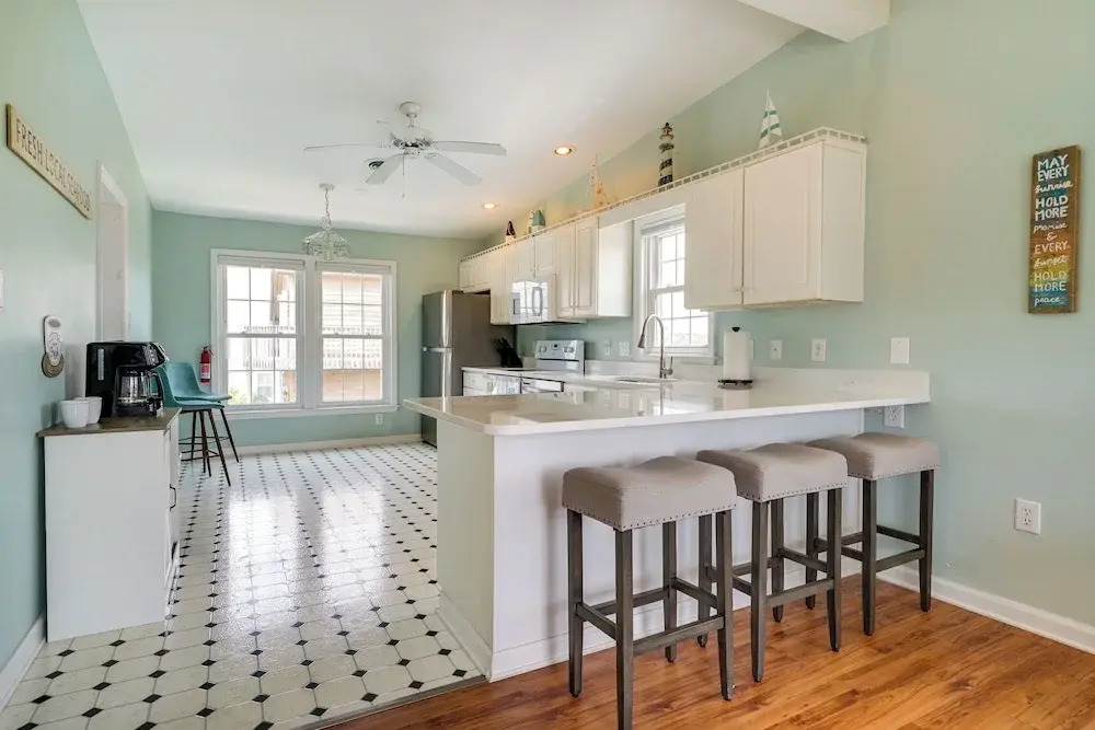 Surf City Vacation Rental - Walk to Beach
