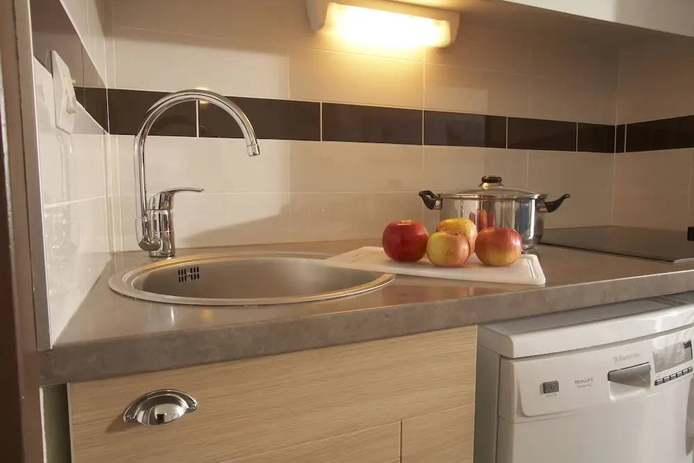 SOWELL RESIDENCES Le Port
