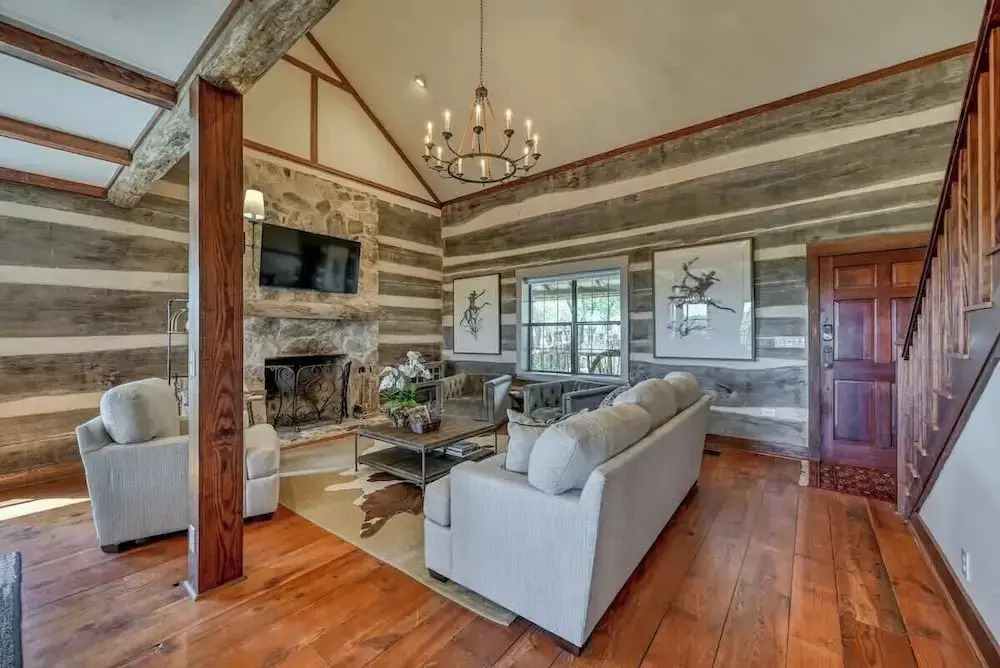 Luxury 23-acre Ranch With Hottub Near Alamosprings