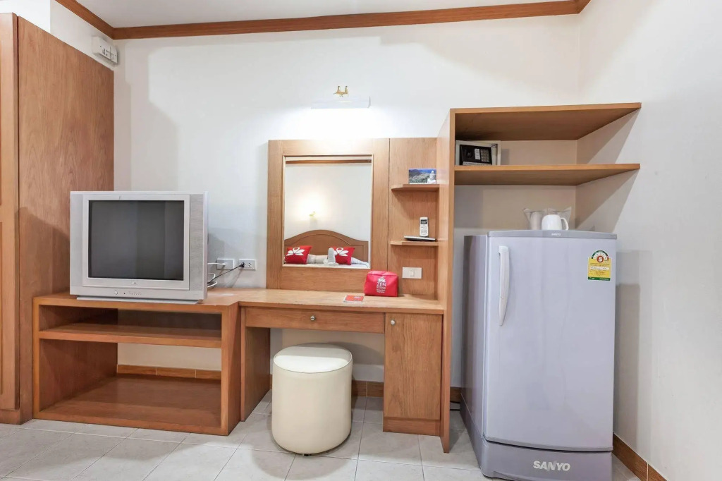 ZEN Rooms Karon Hill
