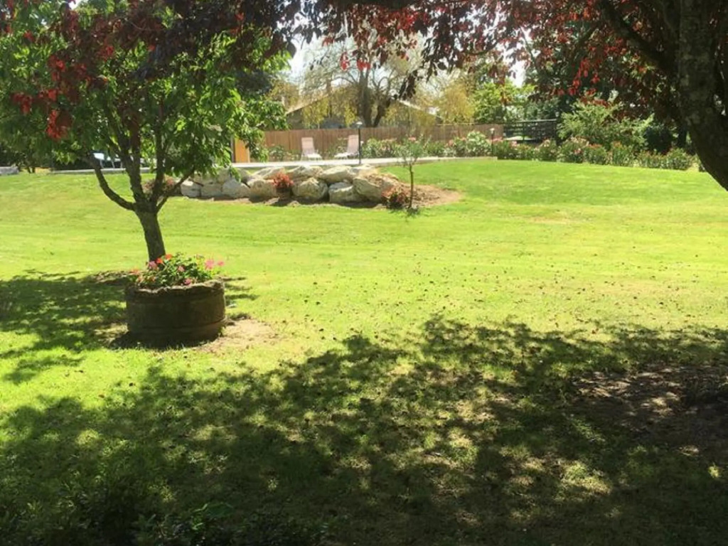 Quaint Holiday Home, Private Pool, close to Nougaro circuit
