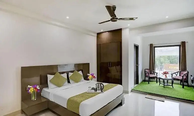 Fabhotel 19 West