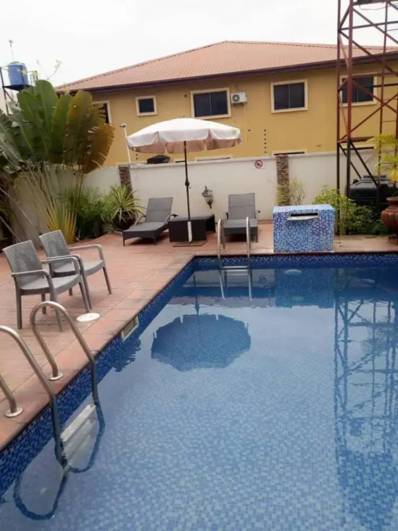 Lekki Phase 1, Lagos REVIV One Bed Apartment